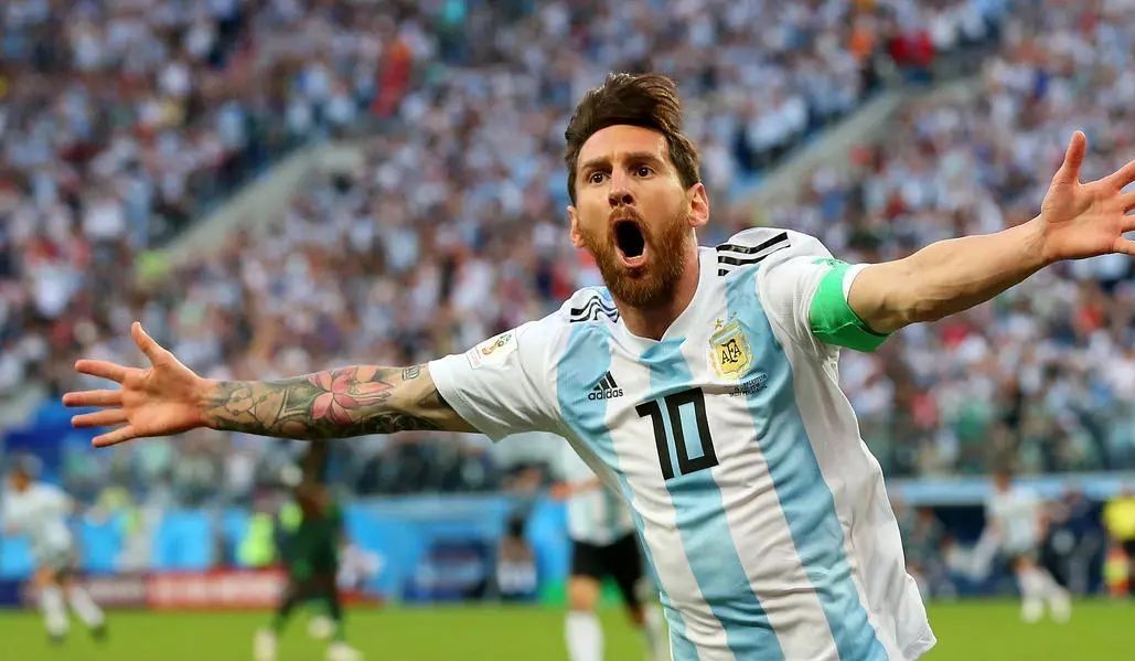 朗斯铁血防守逼平大巴黎引媒赞叹  