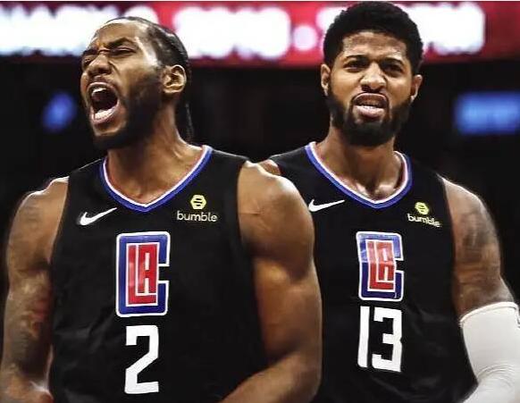  福克斯两双助力国王爆冷击败掘金